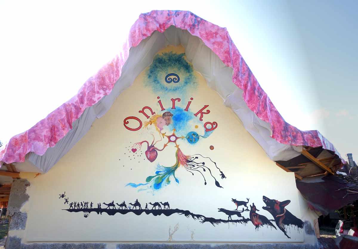 Fresque à l’entrée d’Onirika, Olivier Goulet 2025